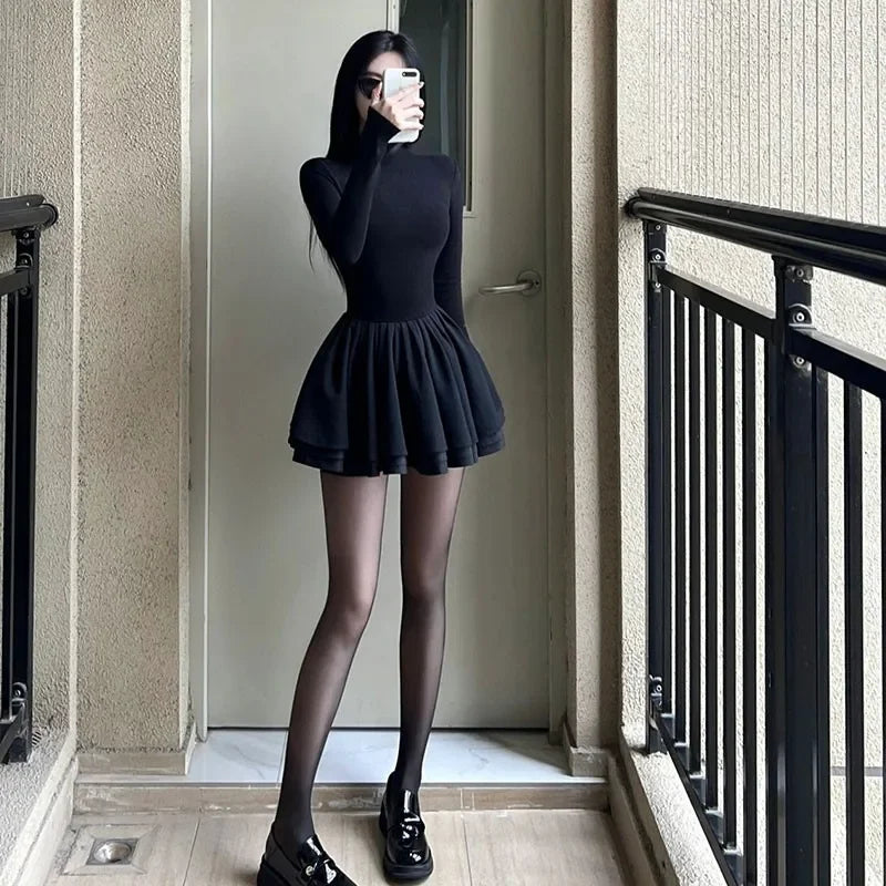 Sexy mini vestido, estilo falda abullonada, de manga larga, coreano