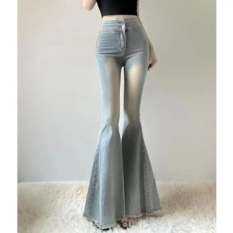 Pantalones vaqueros acampanados estilo coreano